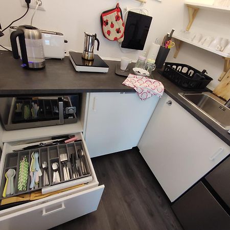 Levelke Mini Apartman Gardony Luaran gambar